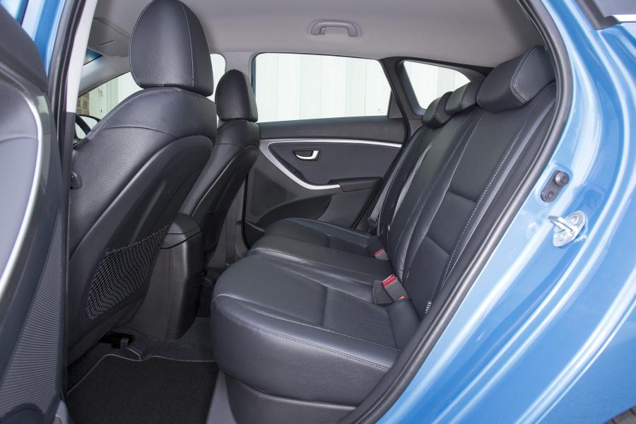  Hyundai i30 Wagon 2012 года  (UK) (фото 9 из 70)